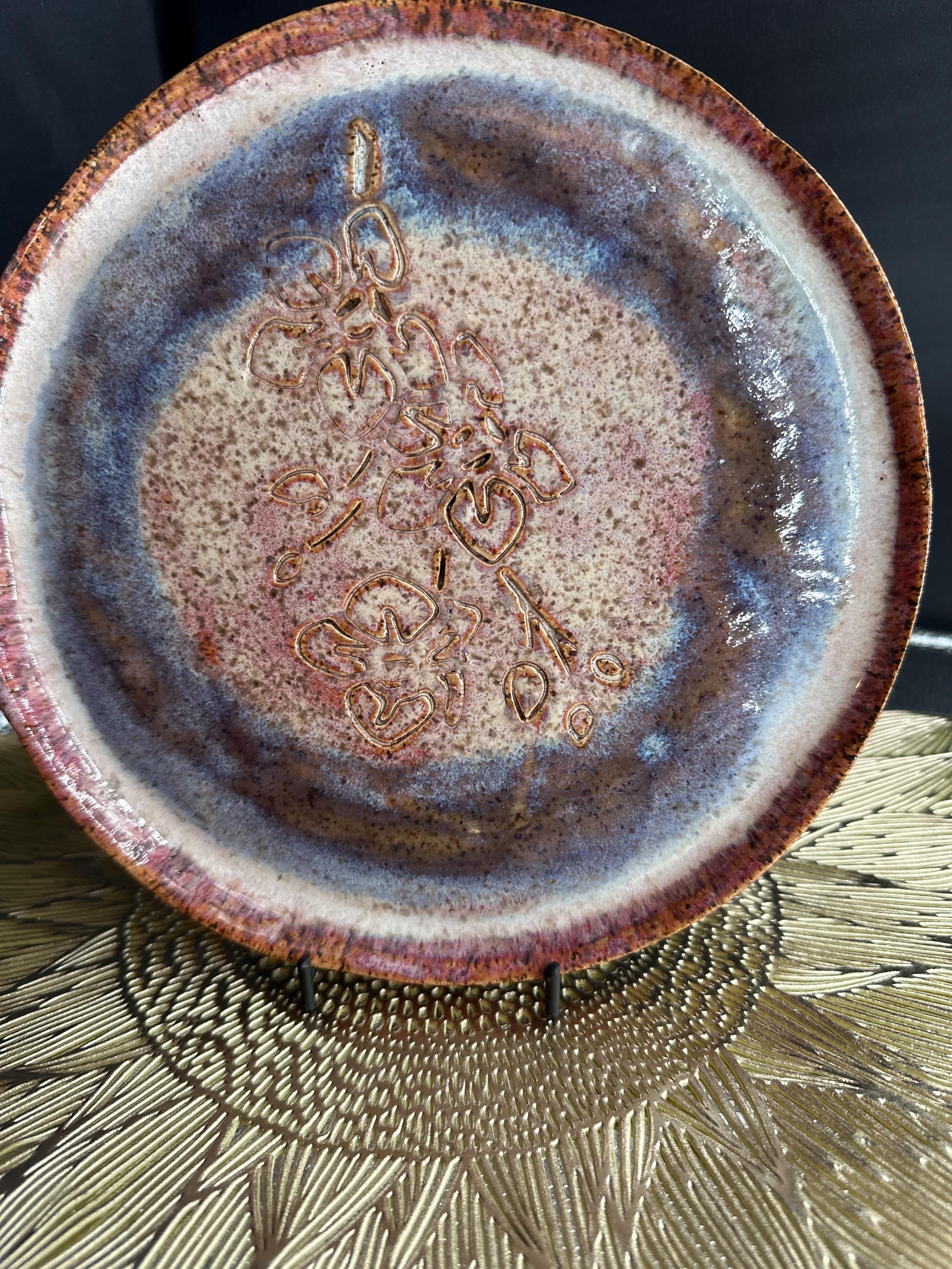 Speckled Clay Hibiscus Plate: Brown, Cream, and Blue